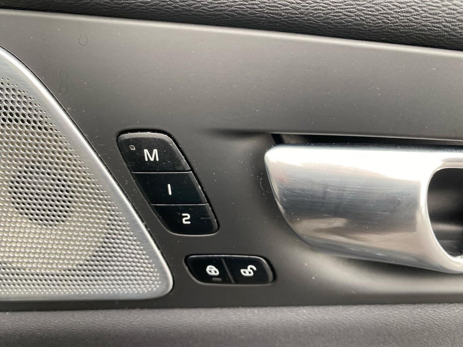 Used Volvo XC60 2023 for sale - 76331094: Photo 32