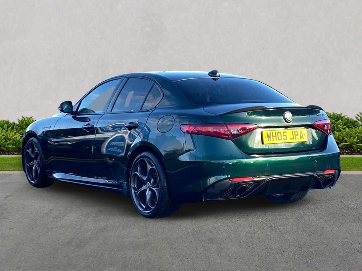 Used Alfa Romeo Giulia 2021 for sale - 76600107: Photo 2