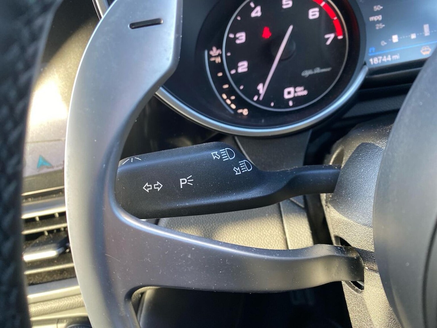 Used Alfa Romeo Giulia 2021 for sale - 76600107: Photo 28