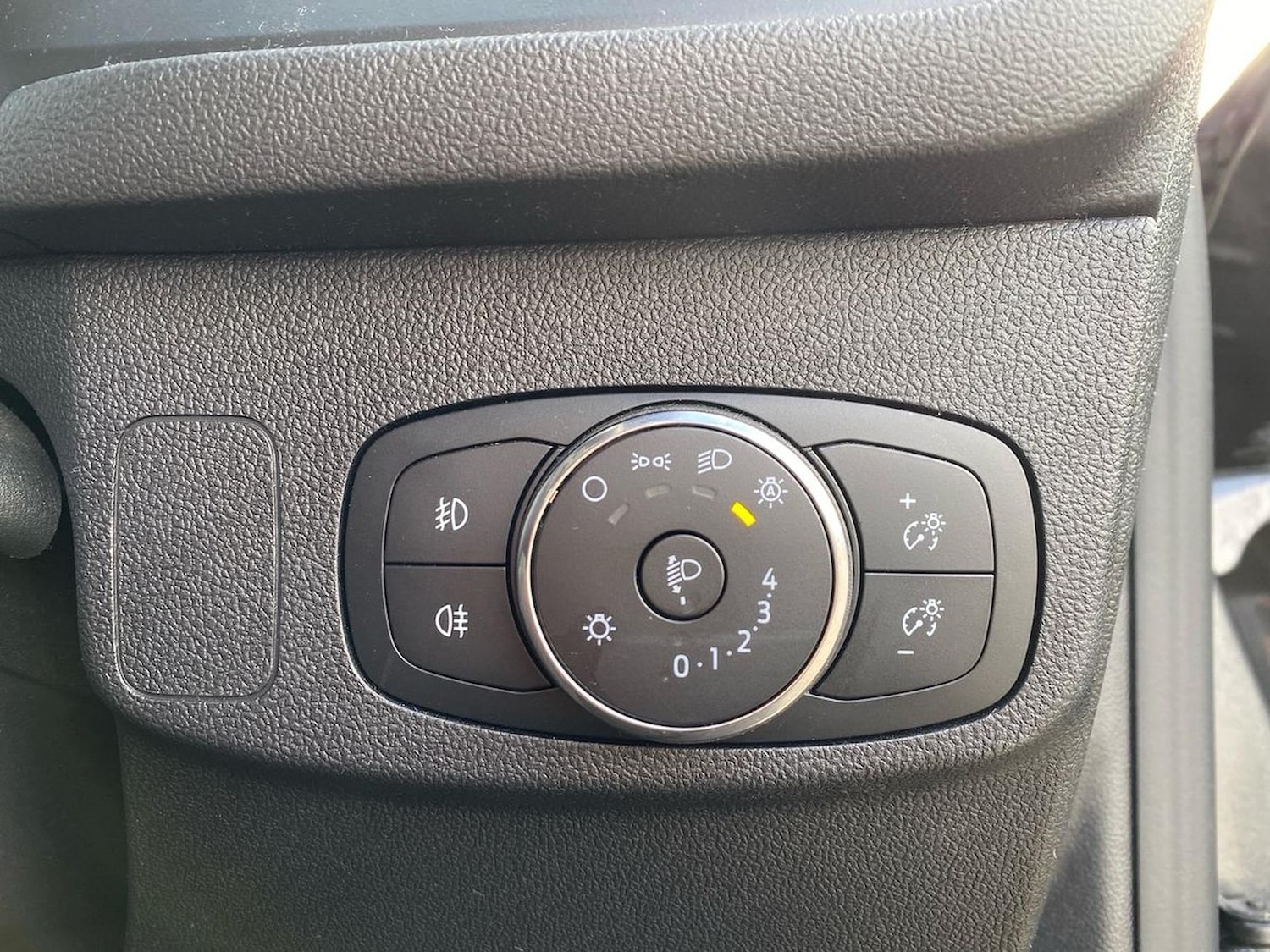 Used Ford Focus 2023 for sale - 78192013: Photo 24