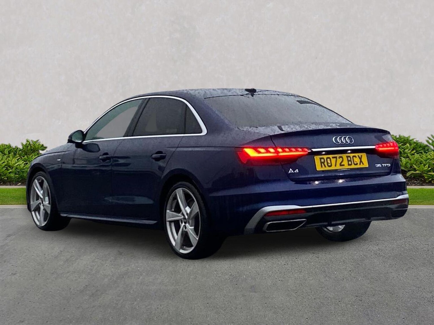 Used Audi A4 2022 for sale - 76565426: Photo 2