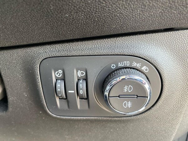 Used Vauxhall Corsa 2017 for sale - 76225121: Photo 22