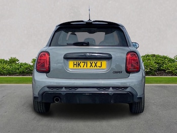 Used MINI Hatch 2021 for sale - 79352990: Photo