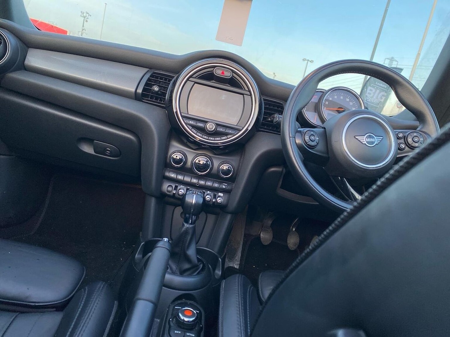 Used MINI Convertible 2018 for sale - 77629391: Photo 13