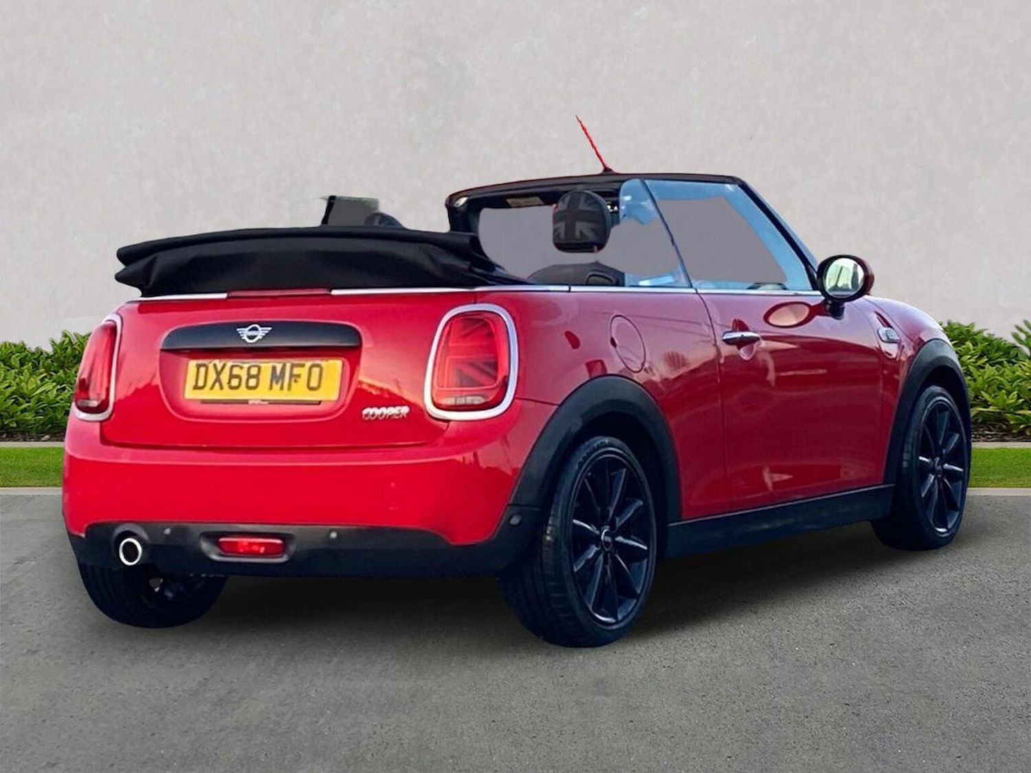 Used MINI Convertible 2018 for sale - 77629391: Photo 18