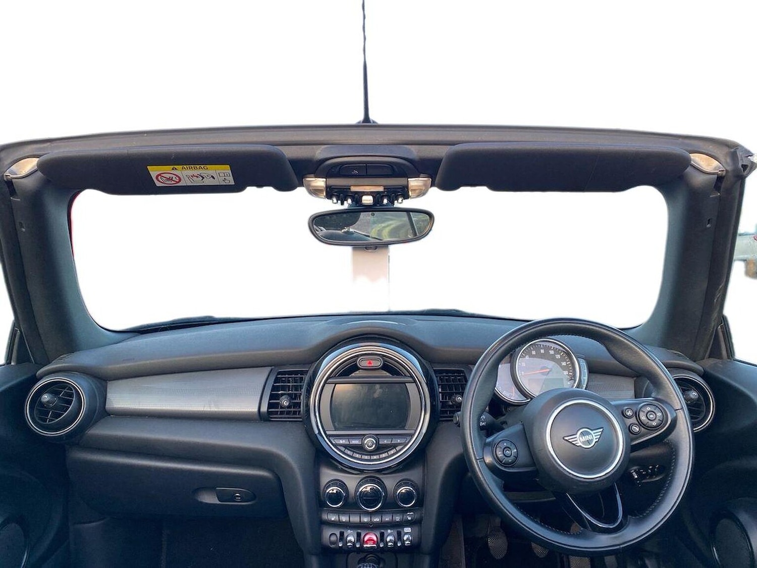 Used MINI Convertible 2018 for sale - 77629391: Photo 8