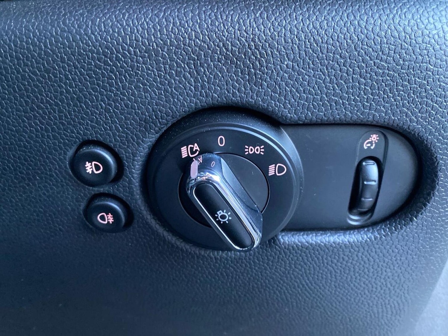 Used MINI Convertible 2017 for sale - 77011922: Photo 24