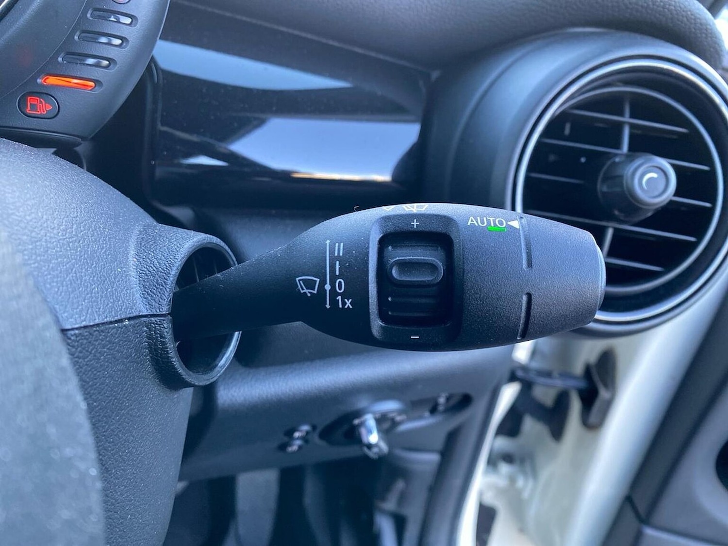 Used MINI Convertible 2017 for sale - 77011922: Photo 31