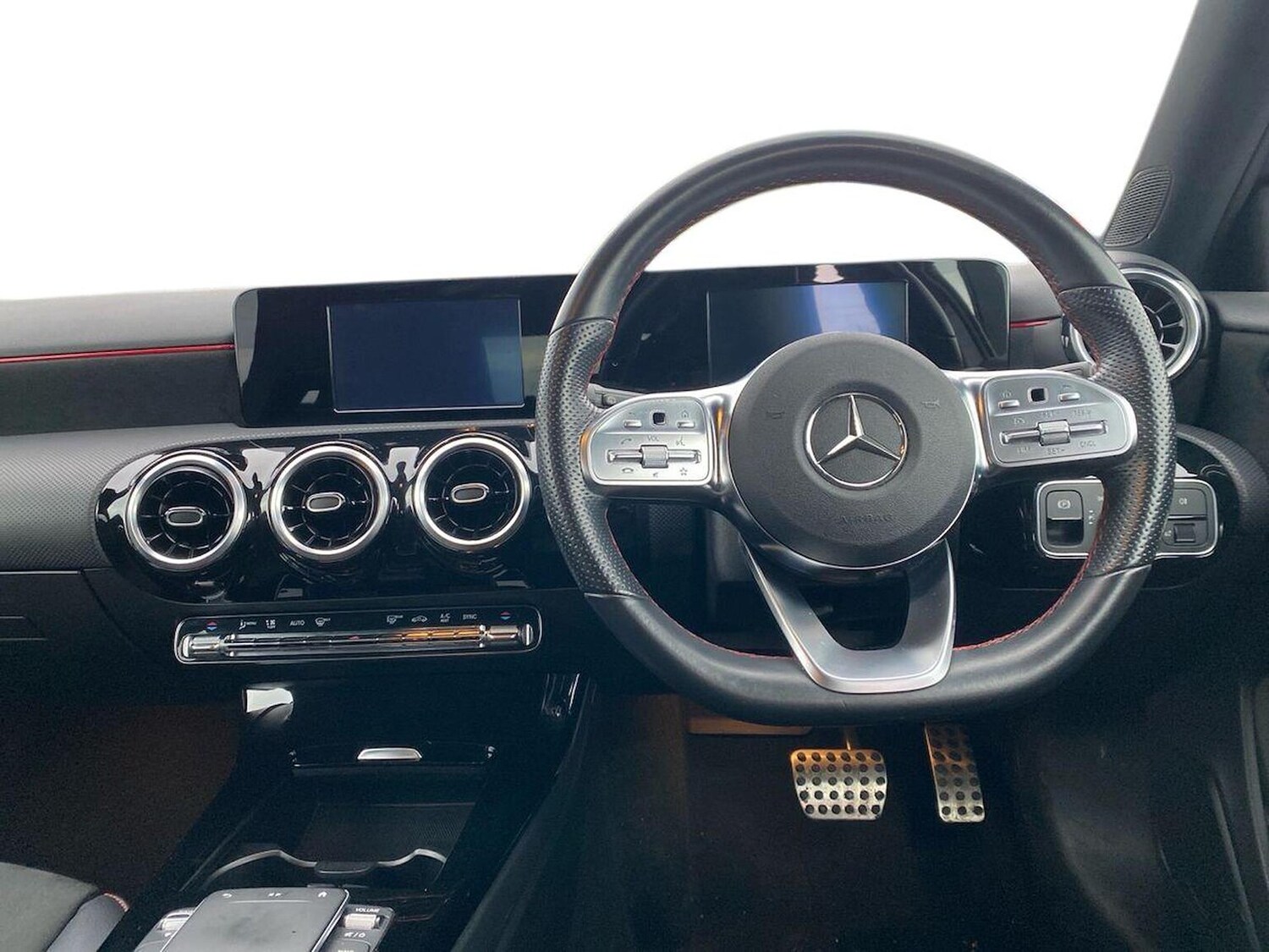 Used Mercedes-Benz A-Class 2021 for sale - 76969969: Photo 9