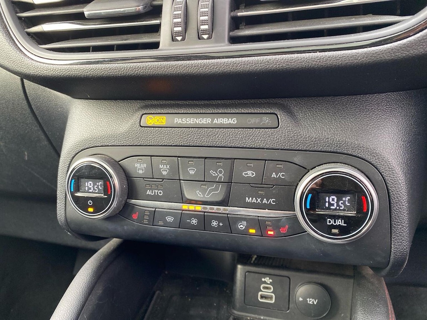 Used Ford Kuga 2022 for sale - 76365043: Photo 12