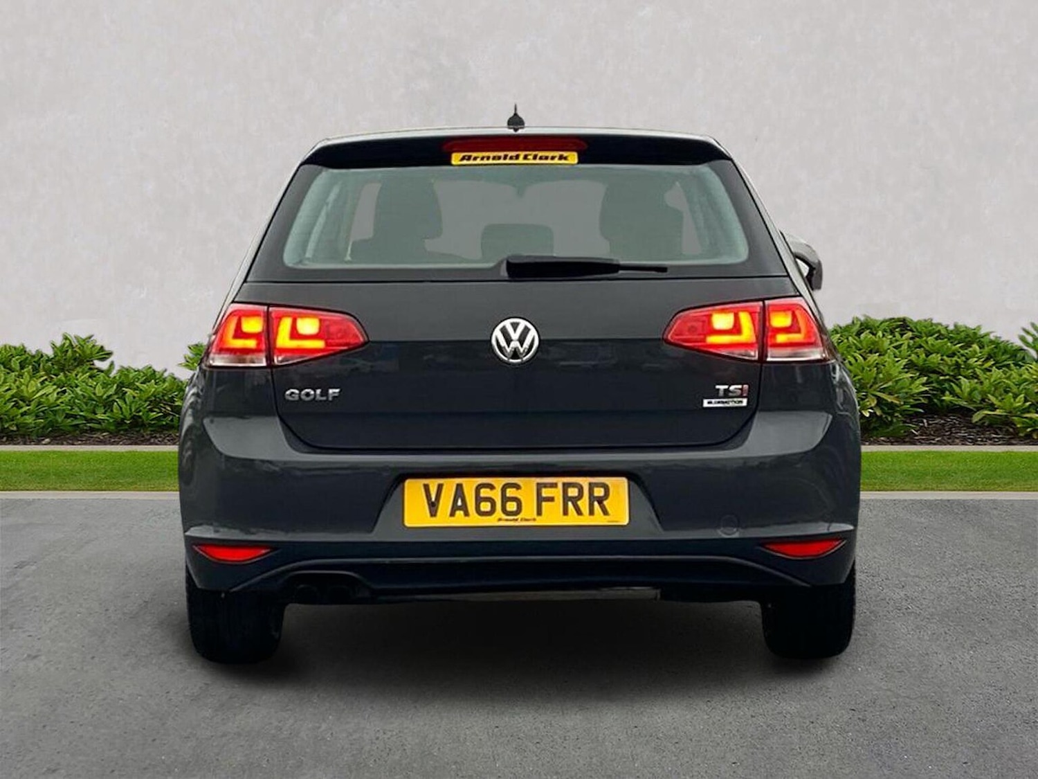 Used Volkswagen Golf 2017 for sale - 76268320: Photo 4