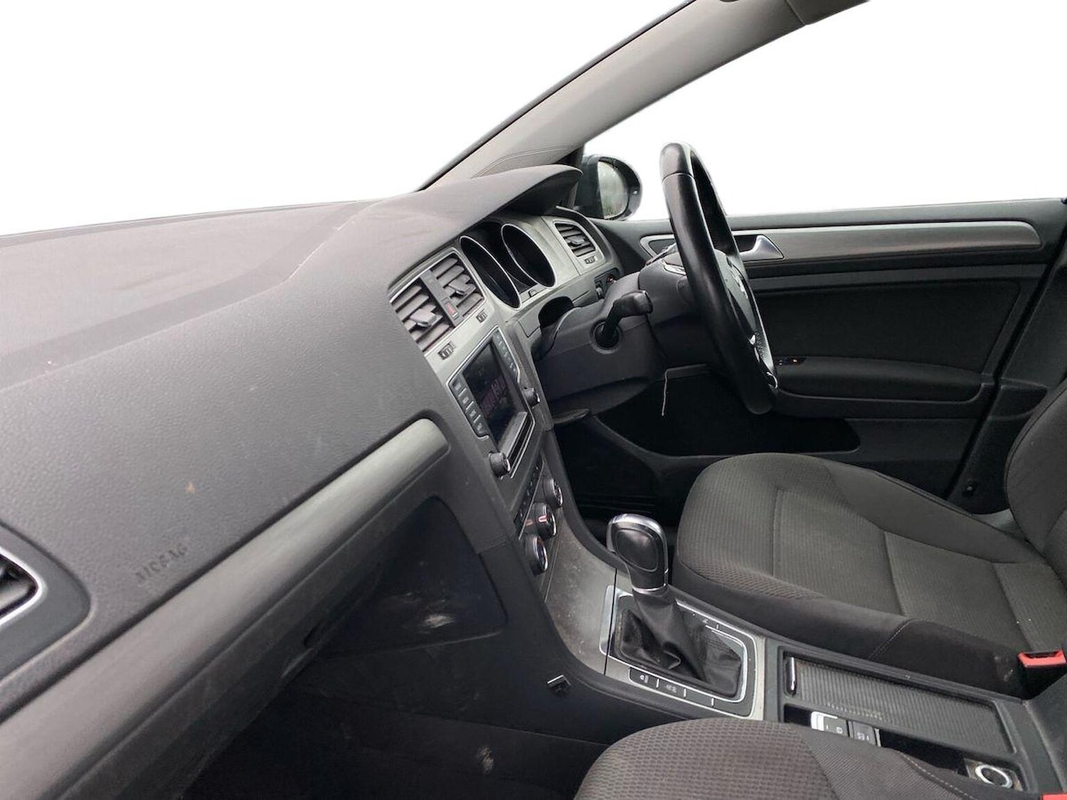 Used Volkswagen Golf 2017 for sale - 76268320: Photo 7