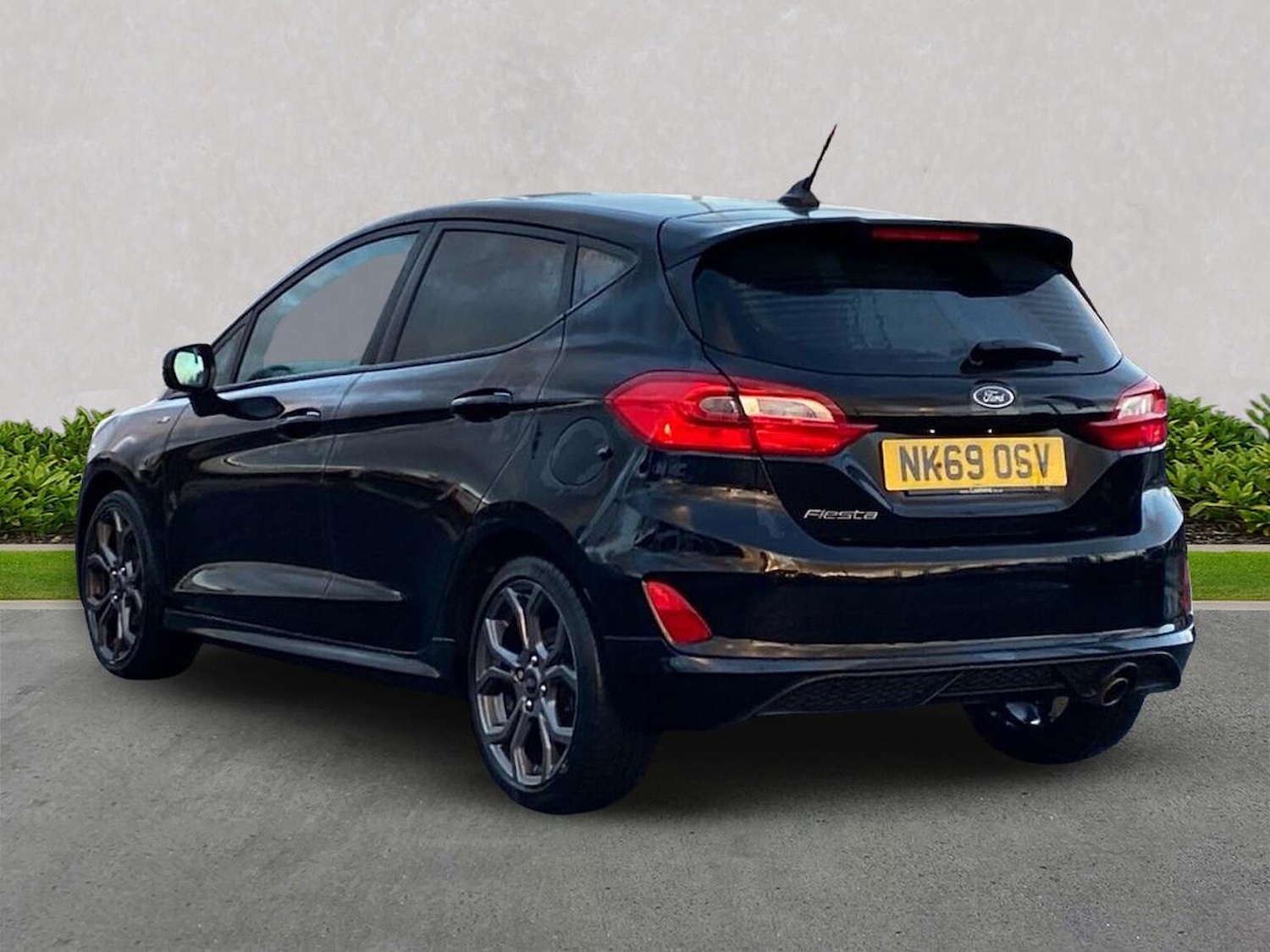 Used Ford Fiesta 2019 for sale - 76599044: Photo 2