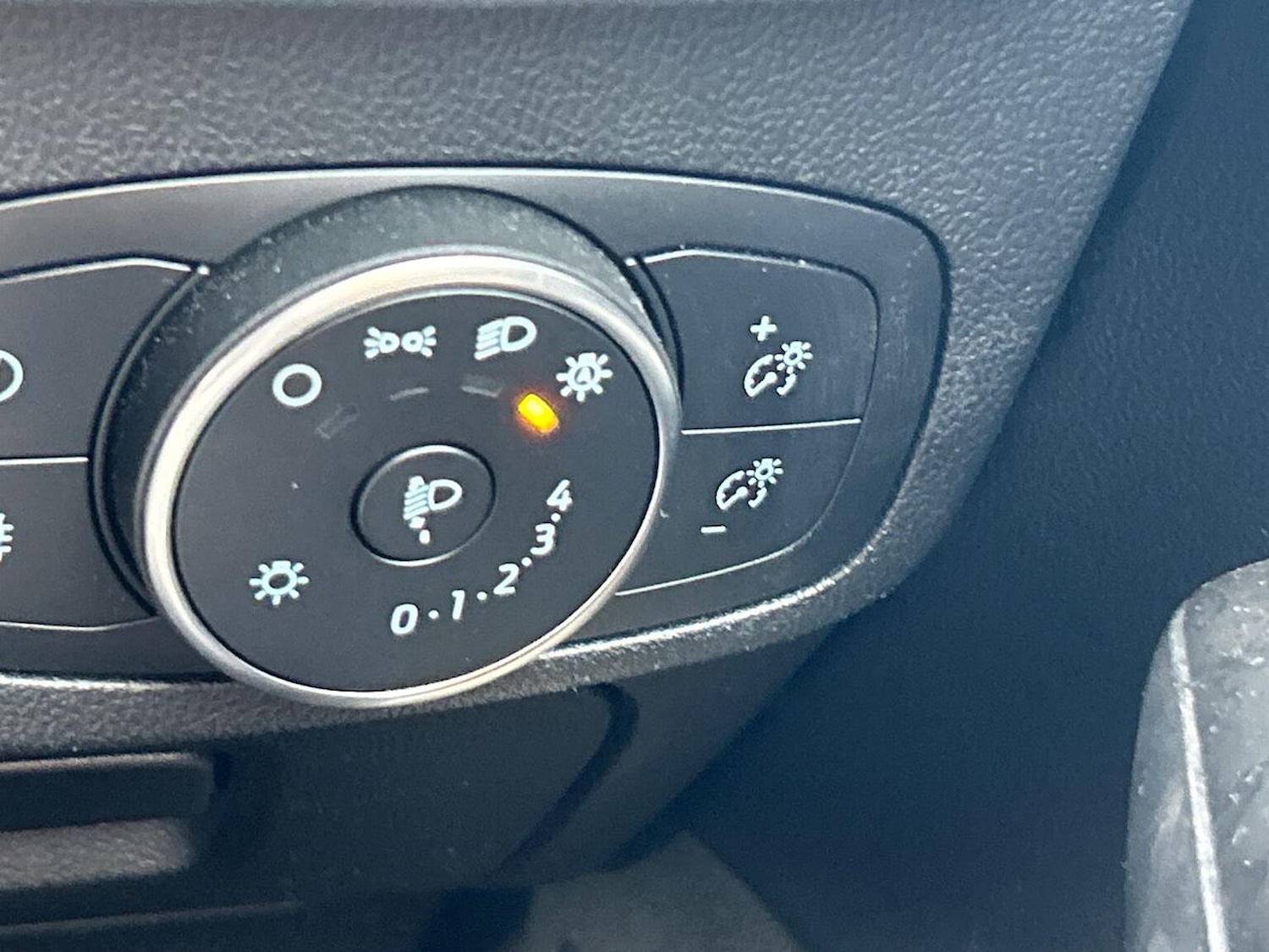 Used Ford Focus 2018 for sale - 76555455: Photo 30