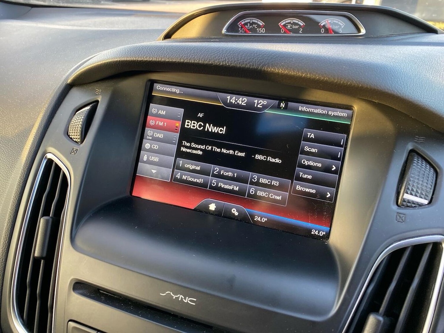 Used Ford Focus 2016 for sale - 76945918: Photo 11