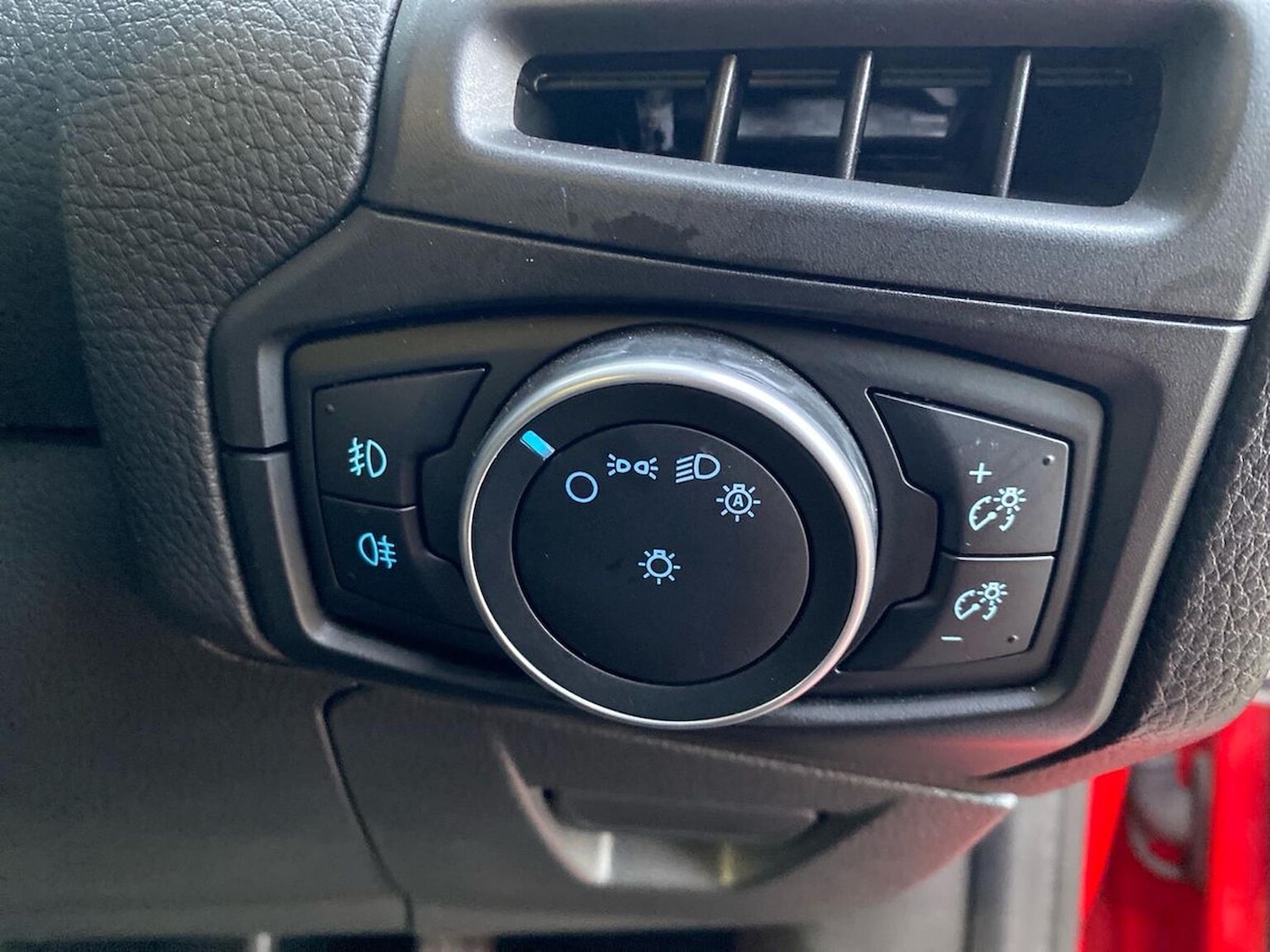 Used Ford Focus 2016 for sale - 76945918: Photo 22