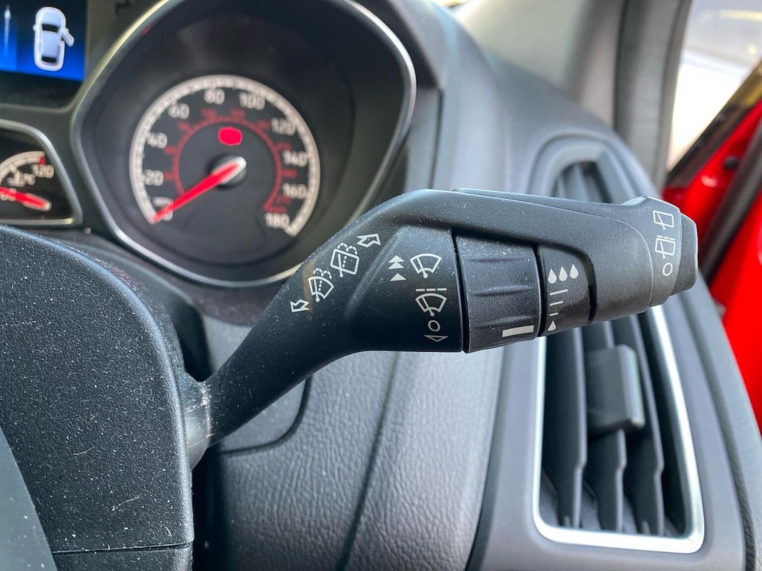 Used Ford Focus 2016 for sale - 76945918: Photo 29