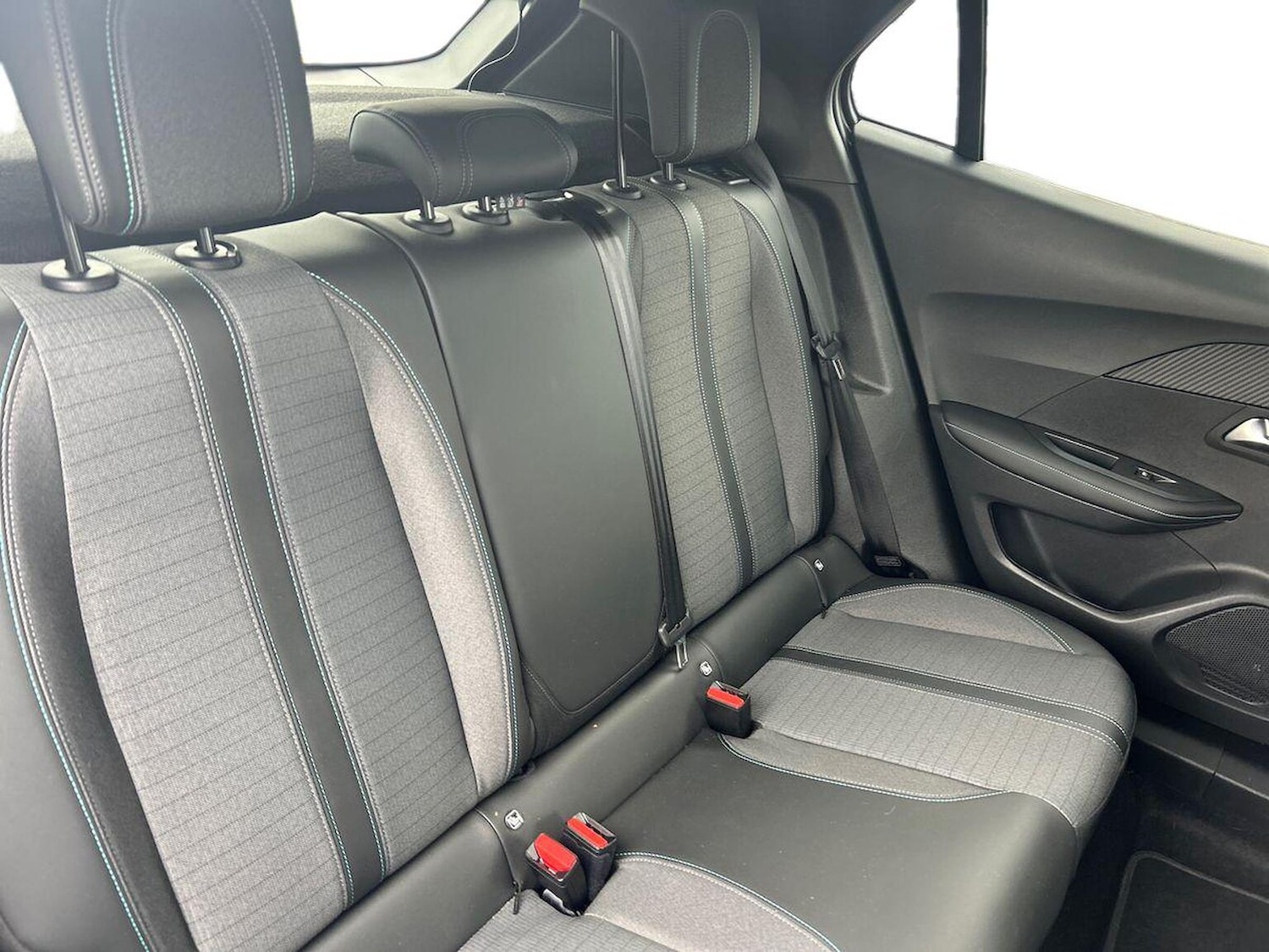 Used Peugeot 2008 2023 for sale - 76170687: Photo 16