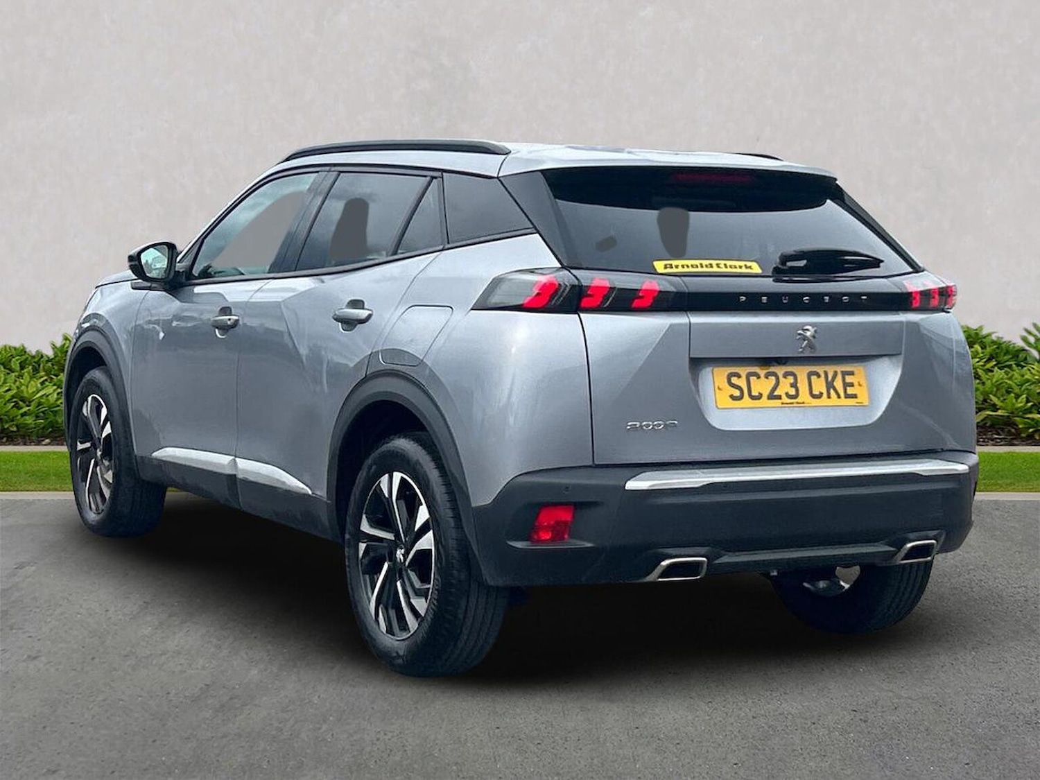 Used Peugeot 2008 2023 for sale - 76170687: Photo 2