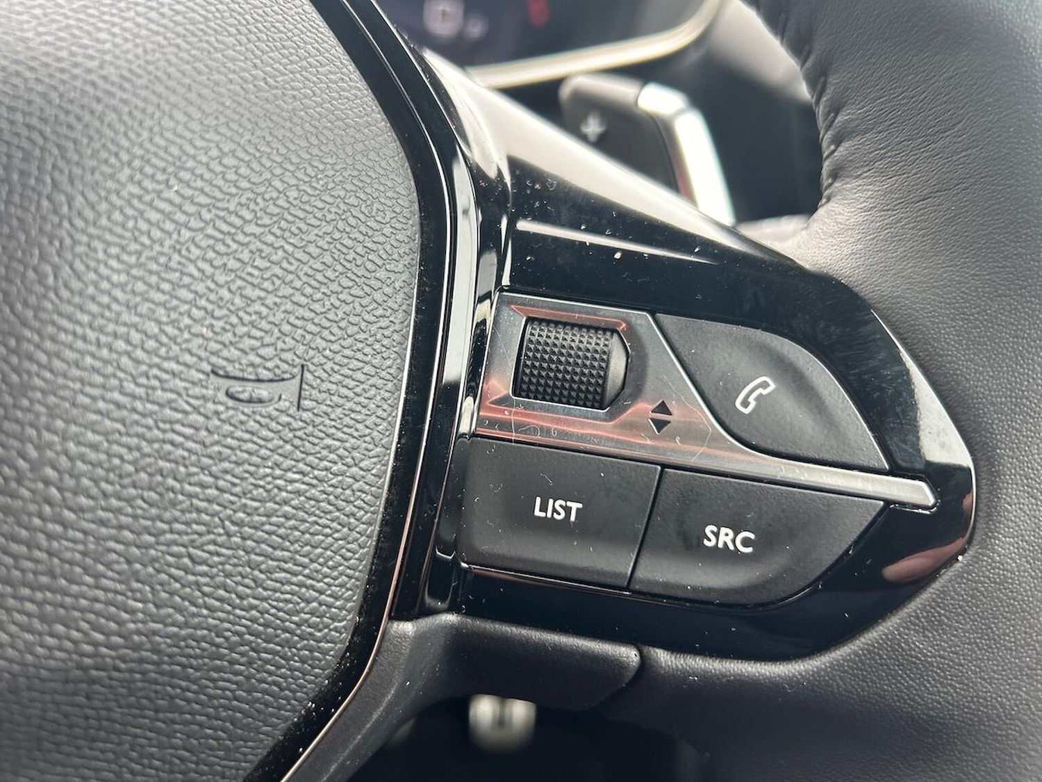 Used Peugeot 2008 2023 for sale - 76170687: Photo 27