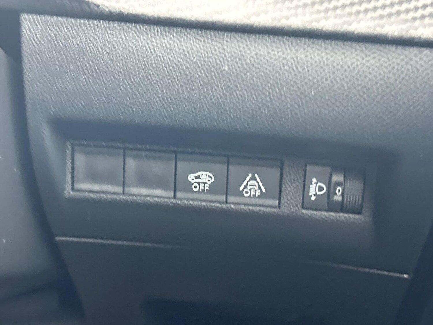 Used Peugeot 2008 2023 for sale - 76170687: Photo 28