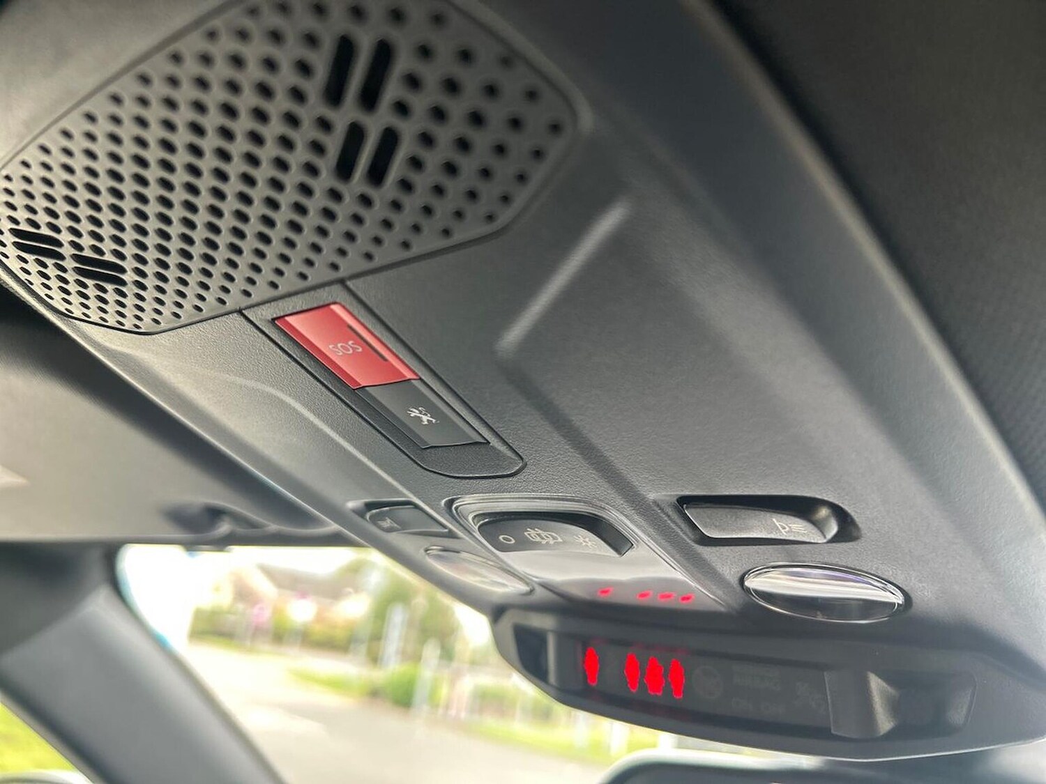 Used Peugeot 2008 2023 for sale - 76170687: Photo 29