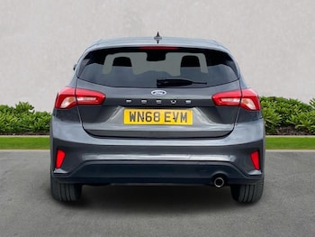 Used Ford Focus 2018 for sale - 79271930: Photo