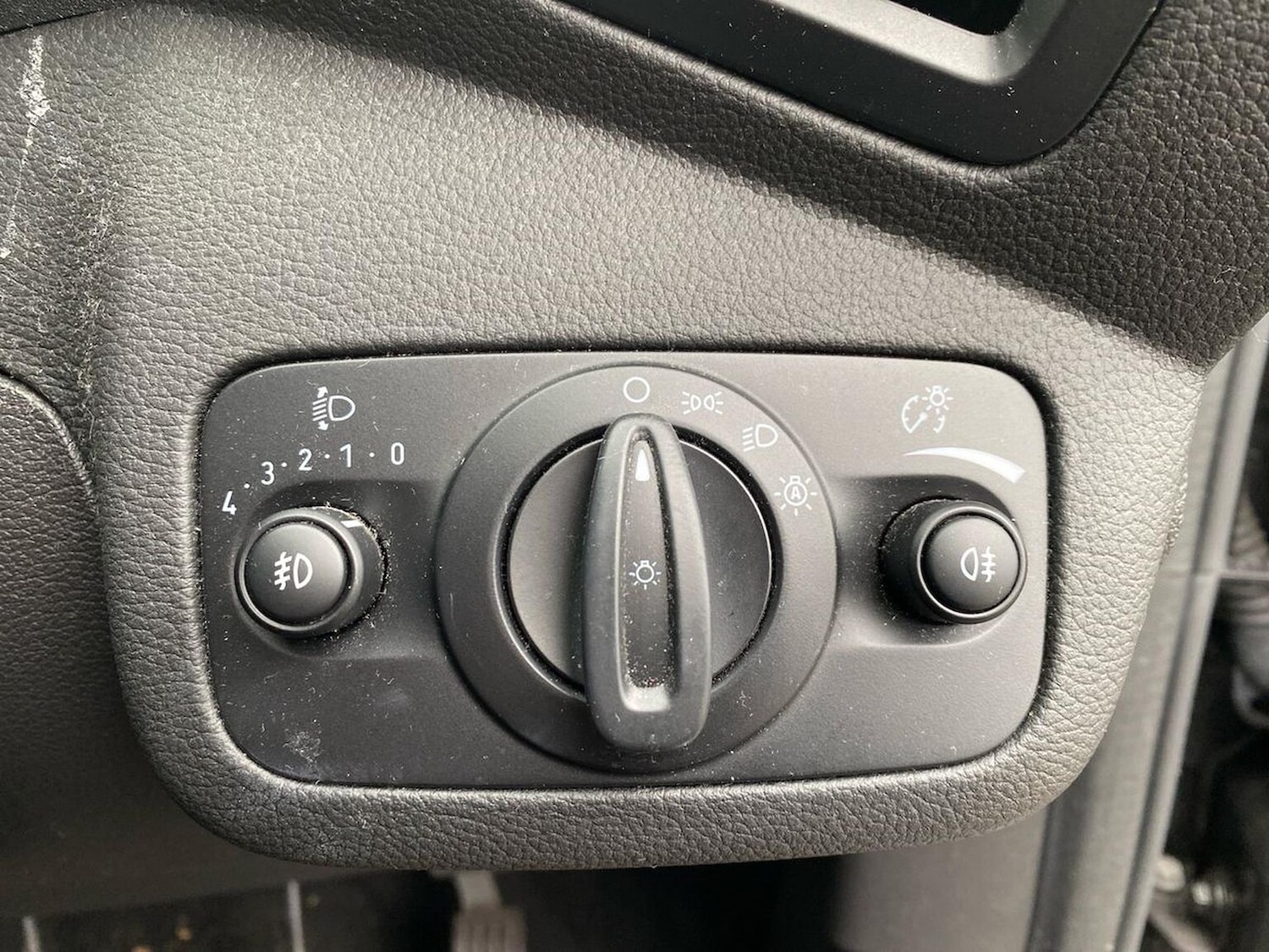 Used Ford C-Max 2019 for sale - 76268315: Photo 22
