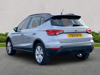 Used SEAT Arona 2019 for sale - 76225115: Photo