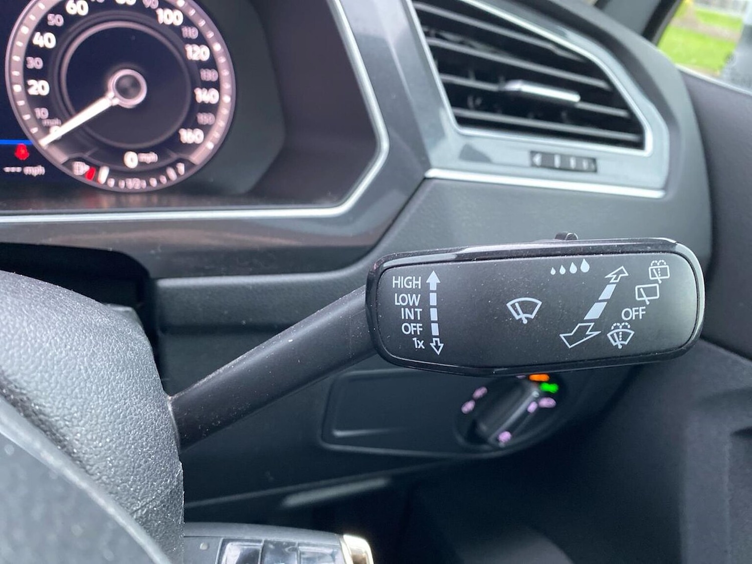 Used Volkswagen Tiguan 2018 for sale - 76559825: Photo 29