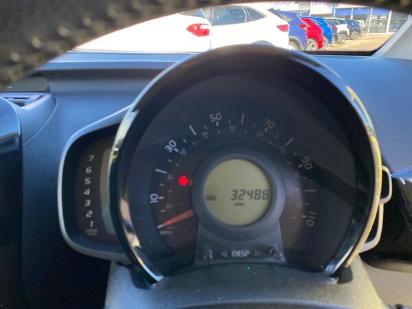 Used Toyota AYGO 2017 for sale - 76198433: Photo 10