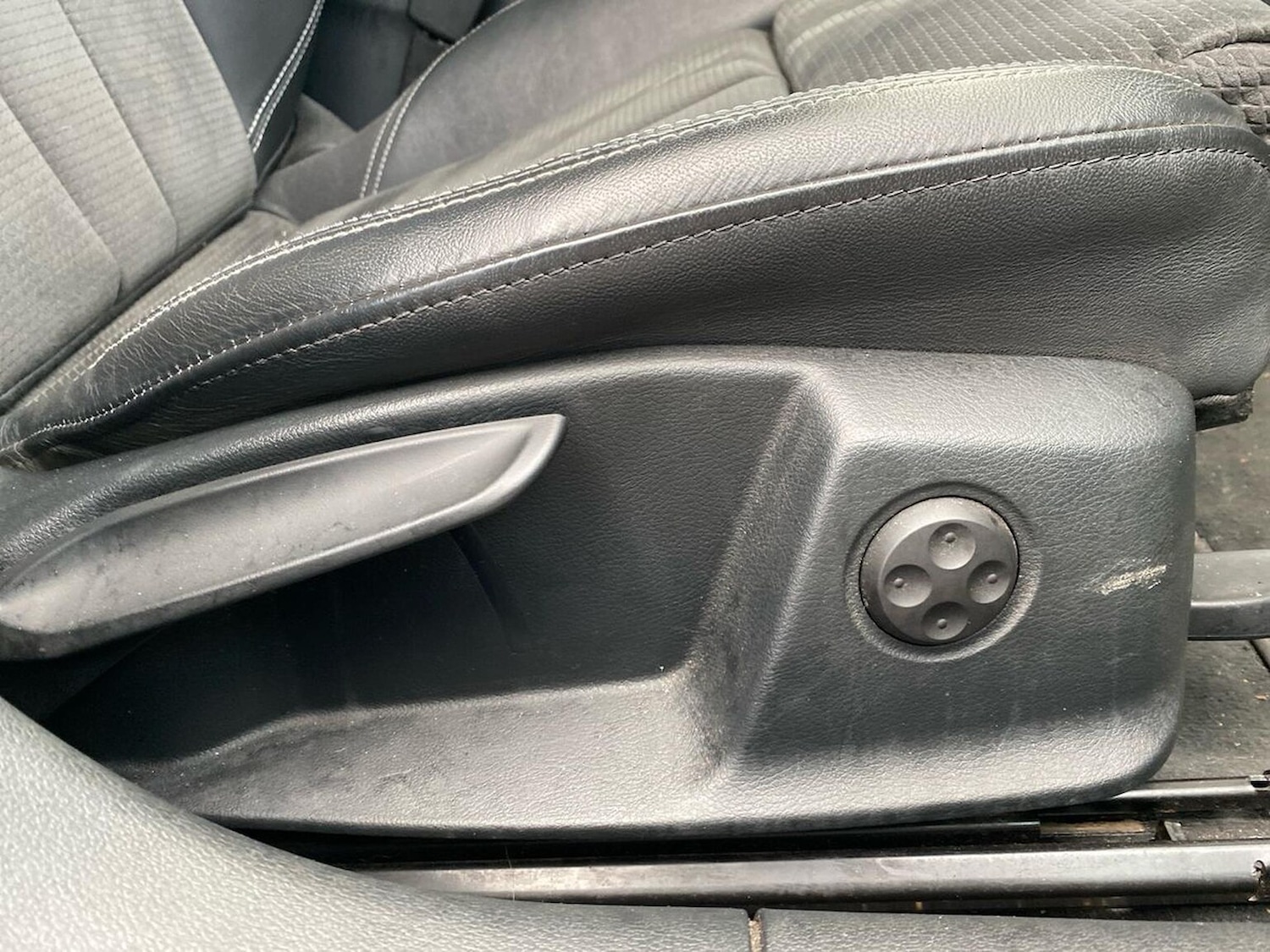 Used Audi A4 2020 for sale - 77014906: Photo 32