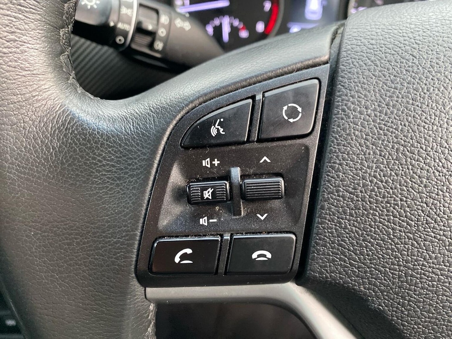 Used Hyundai TUCSON 2018 for sale - 76510785: Photo 26