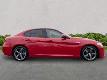 Used Alfa Romeo Giulia 2019 for sale - 76287232: Photo 3