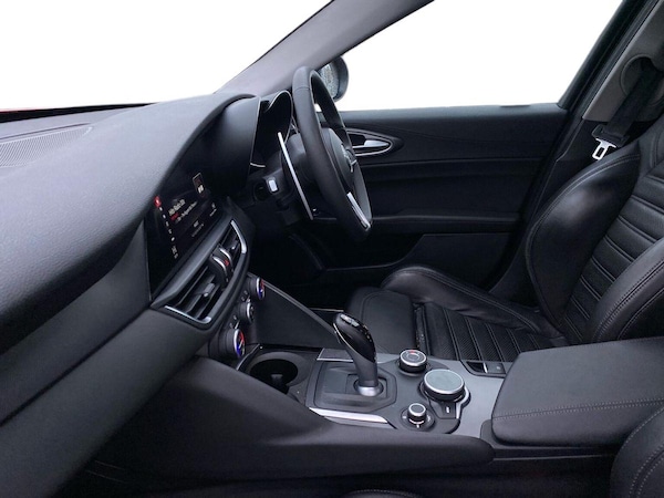 Used Alfa Romeo Giulia 2019 for sale - 76287232: Photo 7