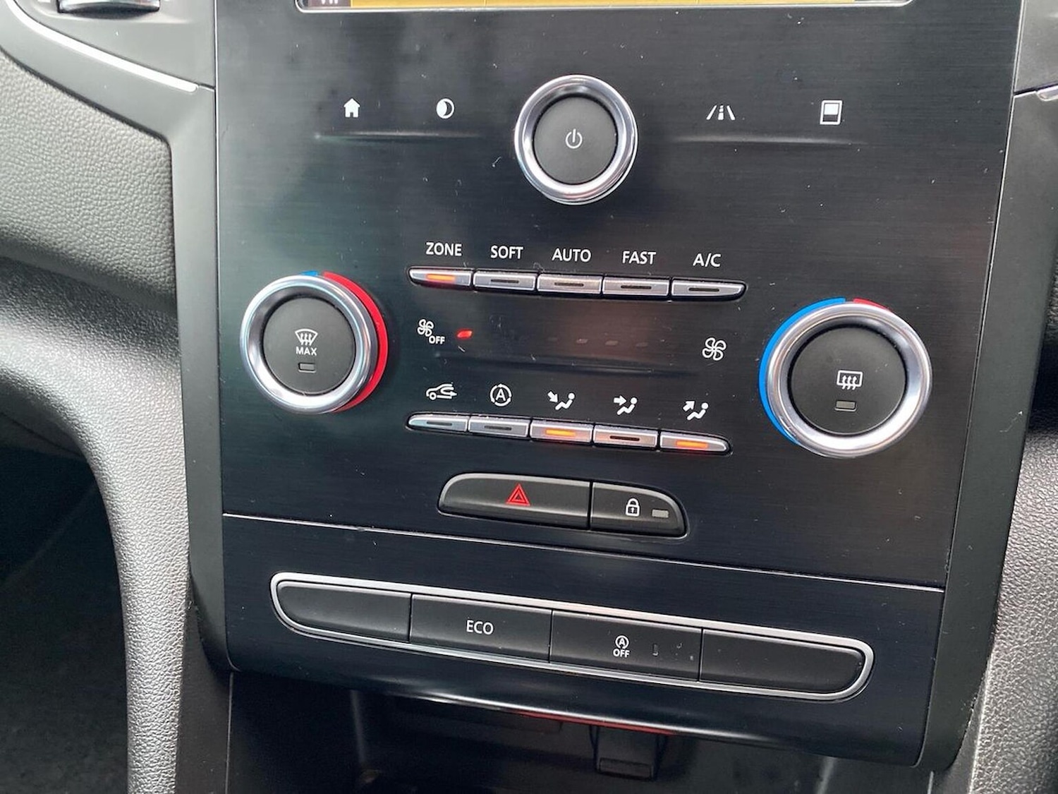 Used Renault Megane 2019 for sale - 76566575: Photo 12