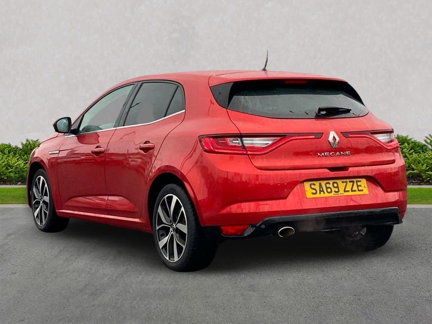 Used Renault Megane 2019 for sale - 76566575: Photo 2