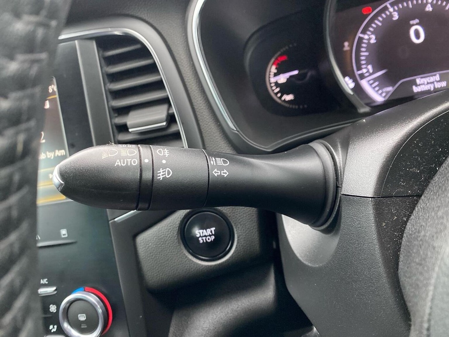 Used Renault Megane 2019 for sale - 76566575: Photo 28