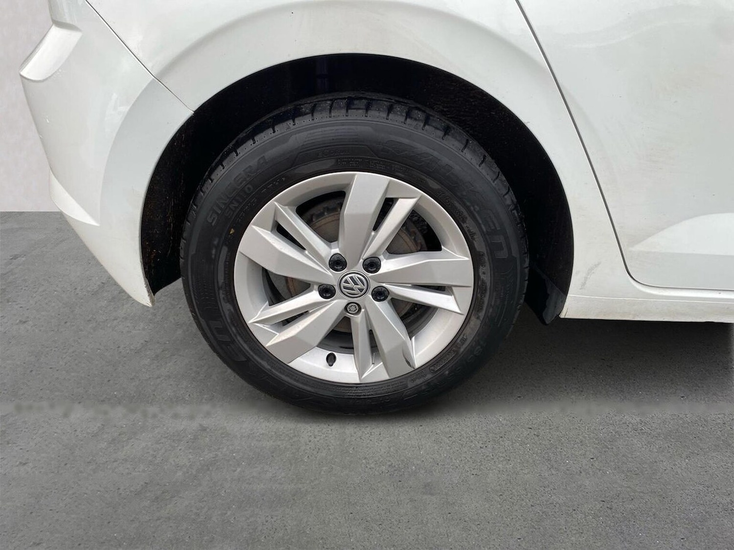 Used Volkswagen Polo 2018 for sale - 76637726: Photo 6