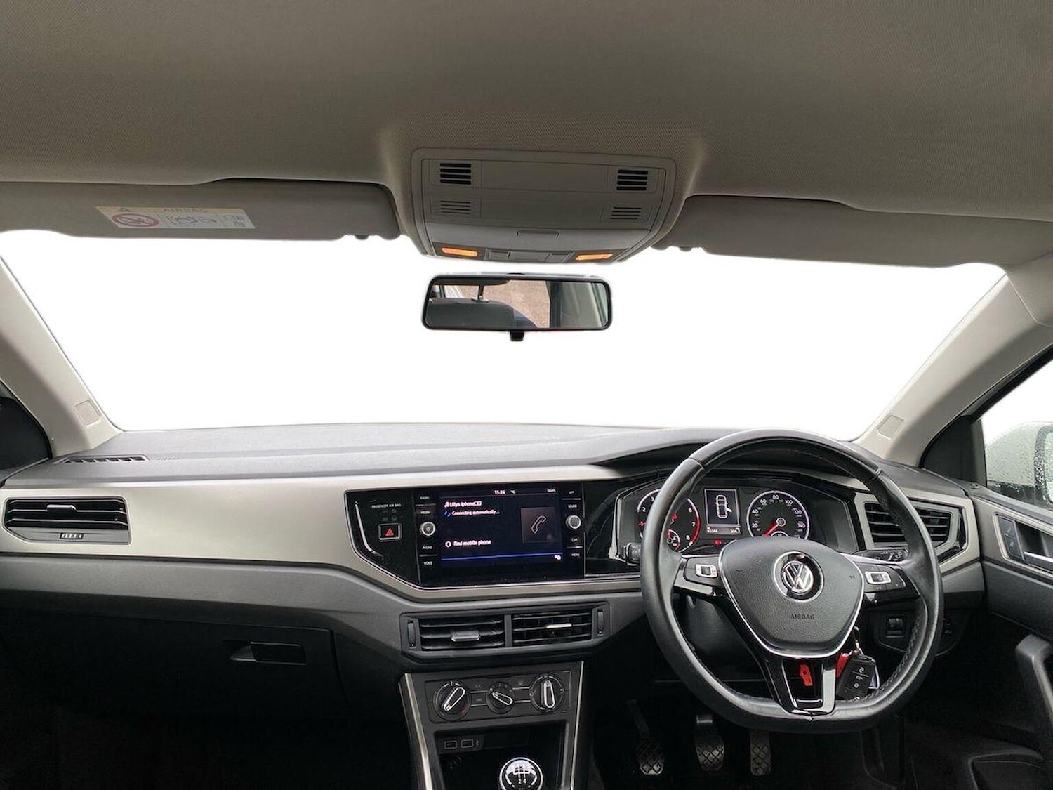 Used Volkswagen Polo 2018 for sale - 76637726: Photo 8