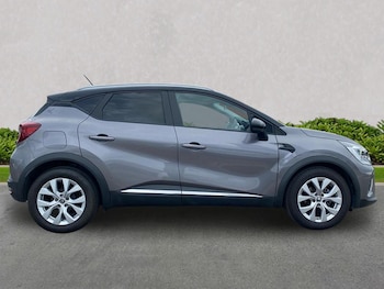Used Renault Captur 2020 for sale - 76198435: Photo 3