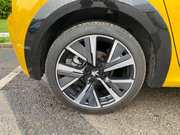 Used Peugeot 208 2022 for sale - 76268321: Photo 6