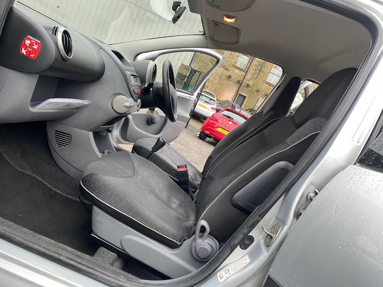 Used Peugeot 107 2011 for sale - 76561007: Photo 10