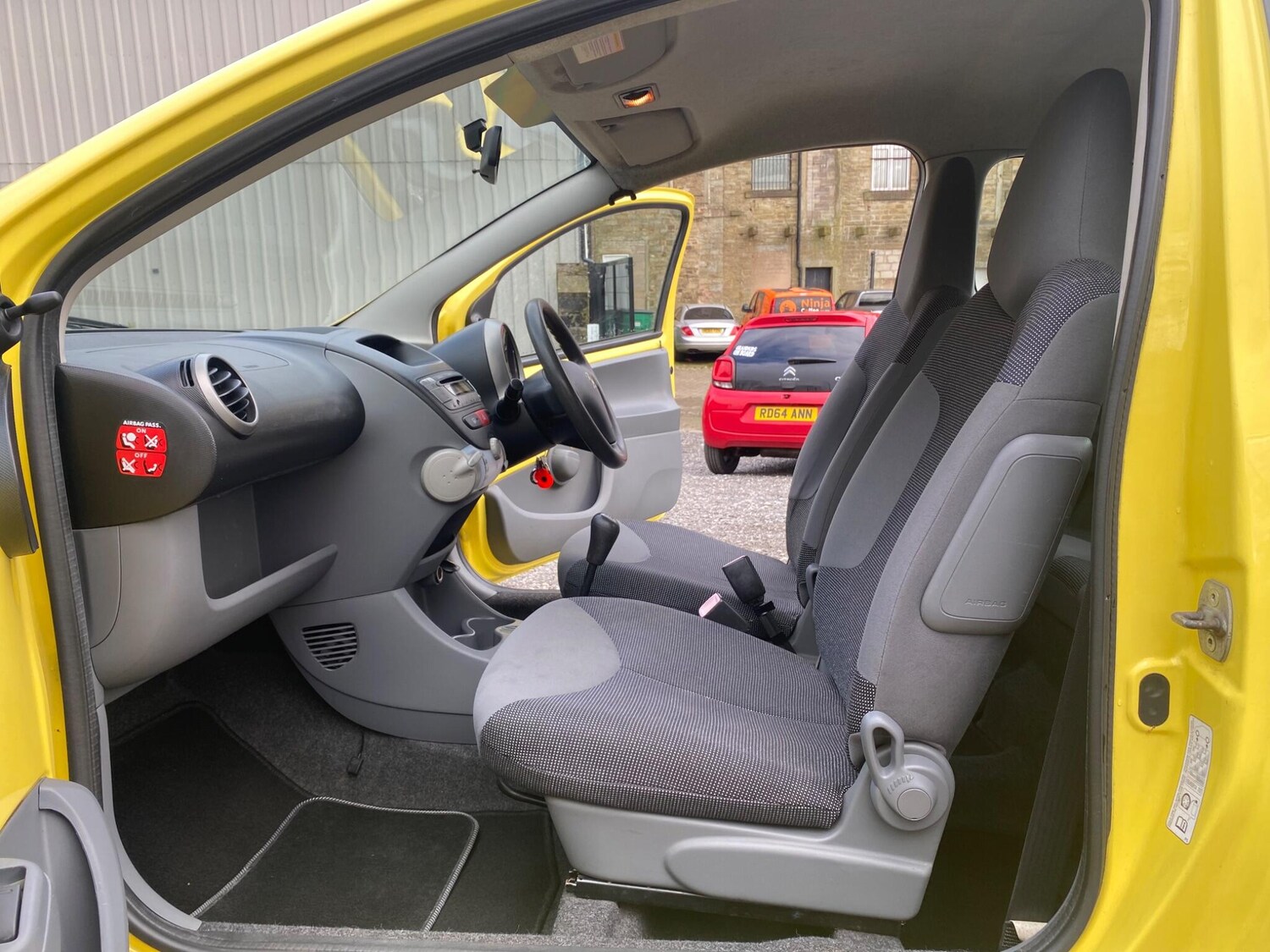 Used Peugeot 107 for sale - 78100194: Photo 7