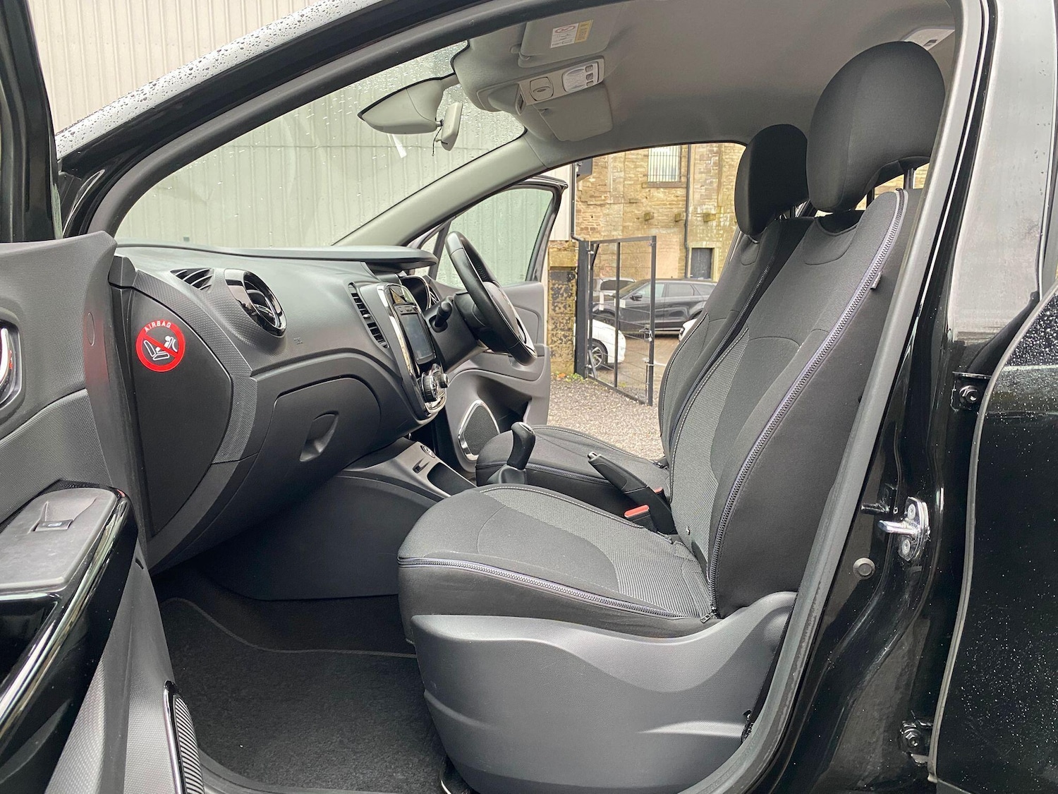 Used Renault Captur 2014 for sale - 76388552: Photo 12