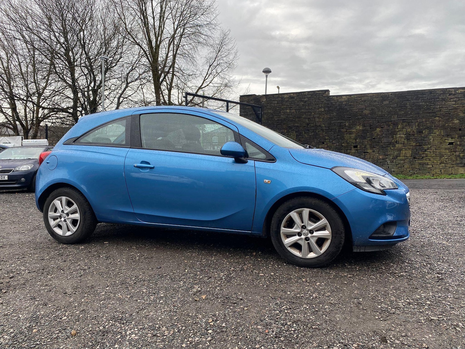 Used Vauxhall Corsa 2016 for sale - 76926693: Photo 2