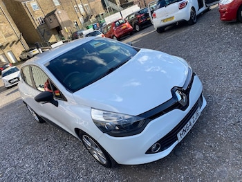Renault - Clio