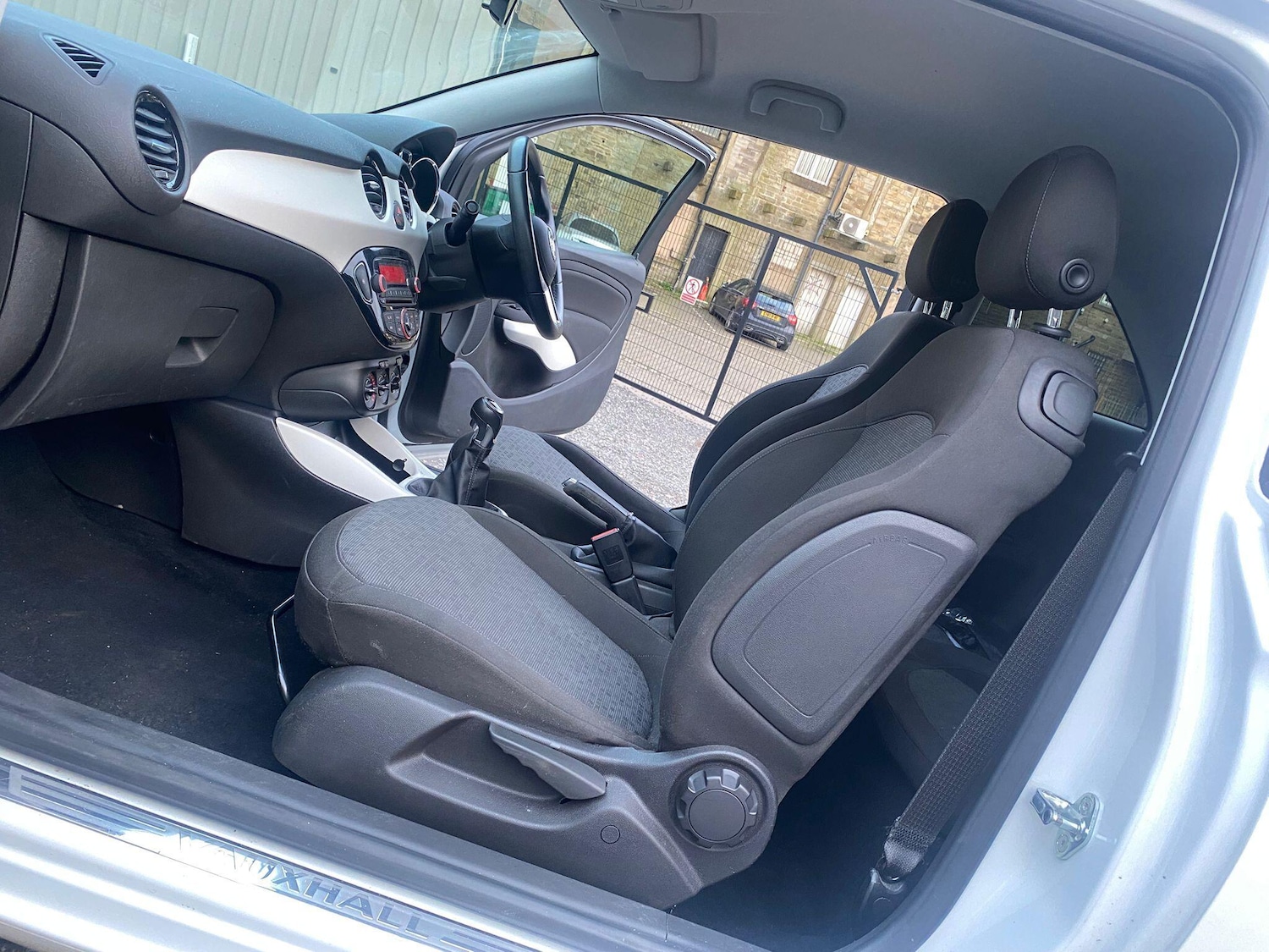 Used Vauxhall ADAM 2015 for sale - 77838584: Photo 13