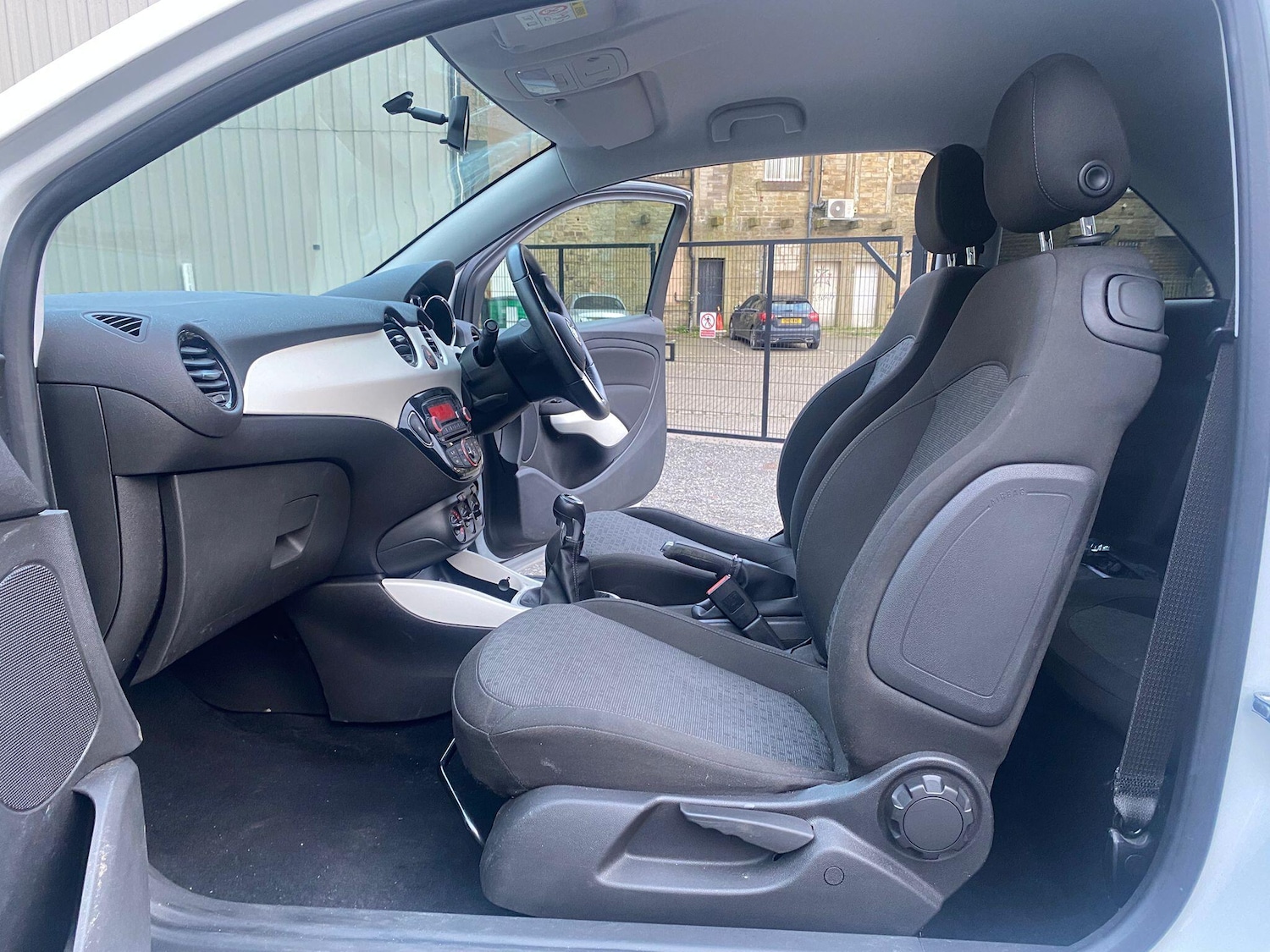 Used Vauxhall ADAM 2015 for sale - 77838584: Photo 14