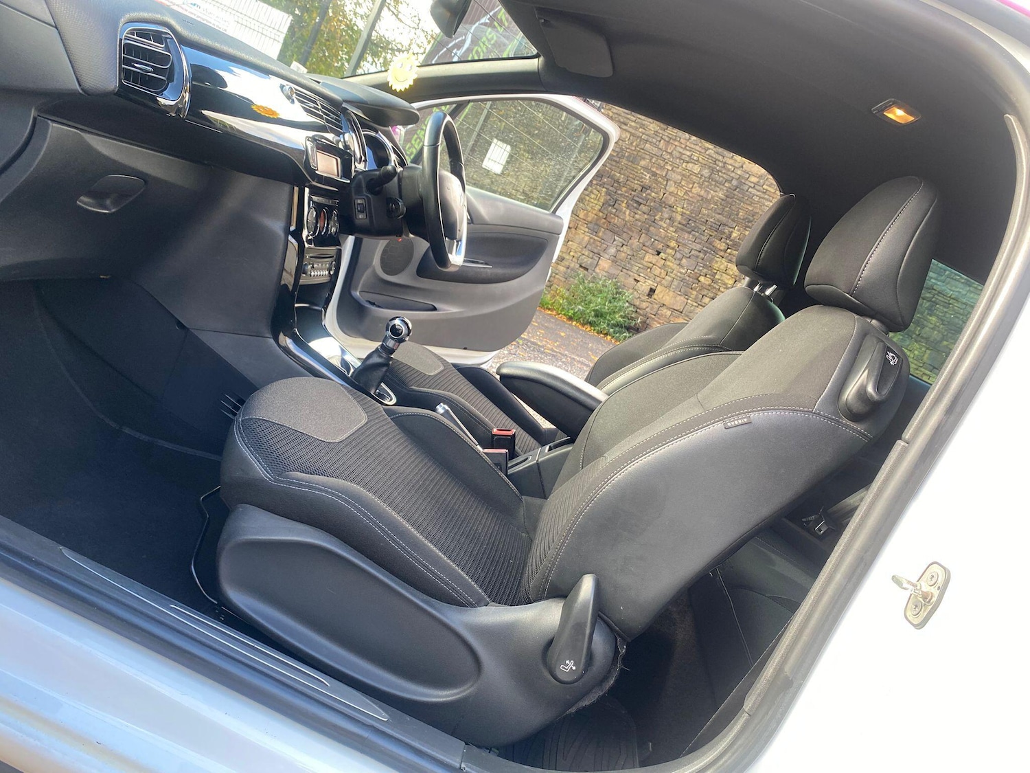 Used Citroen DS3 2012 for sale - 76408461: Photo 13